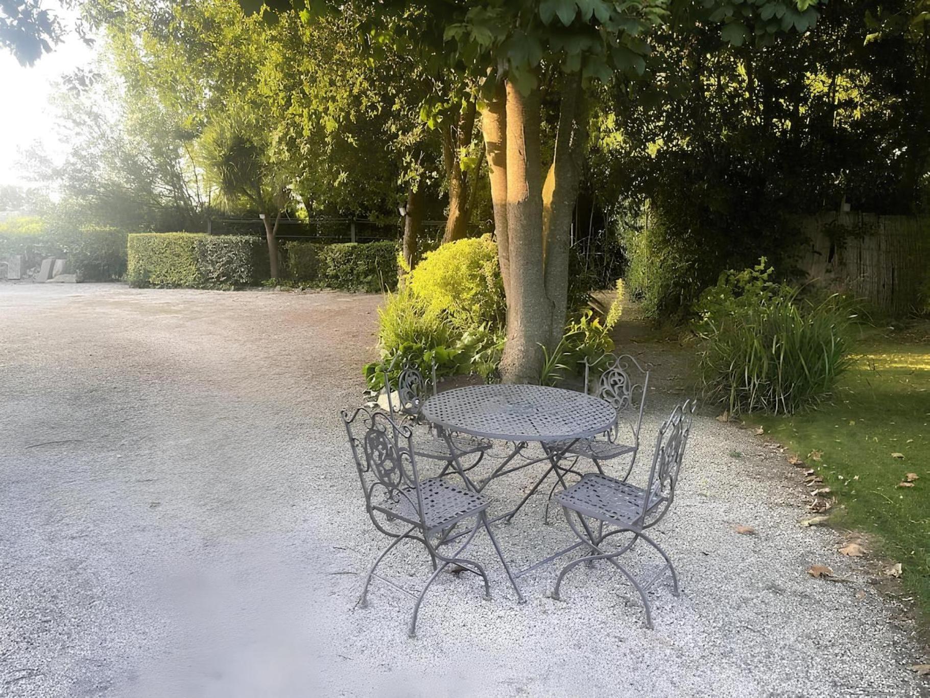 Duplex Bellevue, Vue Mer, A 50M De La Plage! Réville 外观 照片